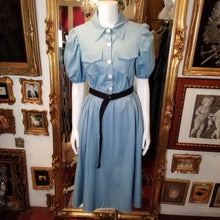 画像をギャラリービューアに読み込む, ベルト付き パフスリーブ ライトデニムワンピース