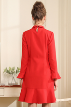 画像をギャラリービューアに読み込む, フラウンスチャーム襟付きワンピース