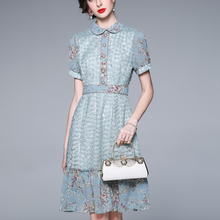 画像をギャラリービューアに読み込む, 【渡邉心結様 ご着用】小花柄レースワンピース