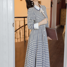 画像をギャラリービューアに読み込む, 【AKB48 馬嘉伶 様、長谷川玲奈 様、山田麻莉奈 様ご着用】ブルーギンガムチェックワンピース