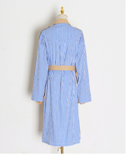 画像をギャラリービューアに読み込む, バイカラーストライプコート