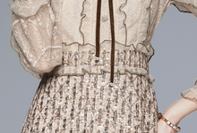 画像をギャラリービューアに読み込む, 【神宿 塩見きら 様ご着用】エクリュレースフリルワンピース