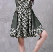 画像をギャラリービューアに読み込む, ダークグリーン切り替えオーナメント柄ワンピース