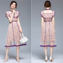画像をギャラリービューアに読み込む, 【中川翔子様、神宿 羽島みき様 ご着用】ピンクパープル 小花柄 ネックリボン レースワンピース