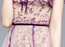 画像をギャラリービューアに読み込む, 【中川翔子様、神宿 羽島みき様 ご着用】ピンクパープル 小花柄 ネックリボン レースワンピース