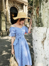 画像をギャラリービューアに読み込む, ブルーストライプ オフショルダー ワンピース