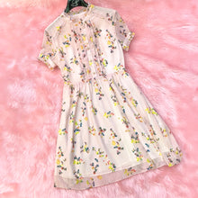 画像をギャラリービューアに読み込む, 花柄 グリッターライン フリルワンピース