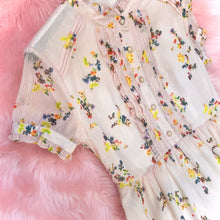 画像をギャラリービューアに読み込む, 花柄 グリッターライン フリルワンピース