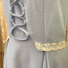 画像をギャラリービューアに読み込む, パステルブルー スクエア レースアップワンピース