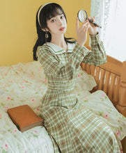 画像をギャラリービューアに読み込む, セーラーカラー グリーンチェックワンピース