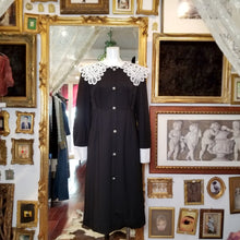 画像をギャラリービューアに読み込む, レース襟付きモノトーンワンピース