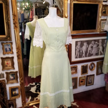 画像をギャラリービューアに読み込む, 【凩めの様 ご着用】ギンガムチェック レース袖 スクエアネック ワンピース