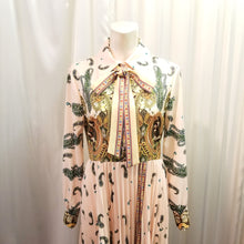 画像をギャラリービューアに読み込む, 【小清水亜美様 ご着用】エスニックオーナメント柄ワンピース
