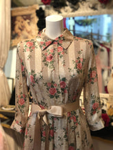 画像をギャラリービューアに読み込む, 【残り1点】ローズ柄 ロングワンピース