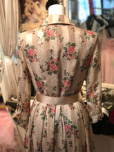 画像をギャラリービューアに読み込む, 【残り1点】ローズ柄 ロングワンピース