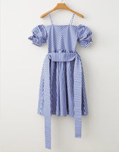 画像をギャラリービューアに読み込む, ブルーストライプ オフショルダー ワンピース